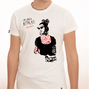 Camiseta "Im Under Attack"